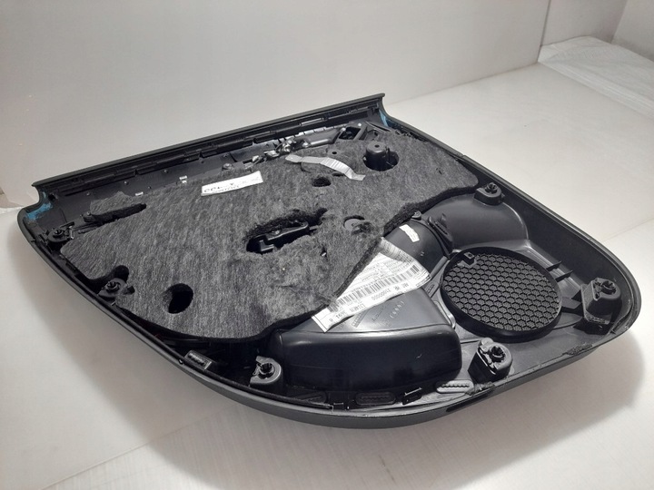 фото №14, Audi a3 8v sportback боковина дверь правые зад обивка чёрная супер состояние