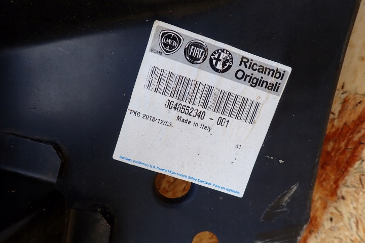 фото №8, Alfa romeo 146 обшивка зад стена pas задний 46552340 95-00 усилитель