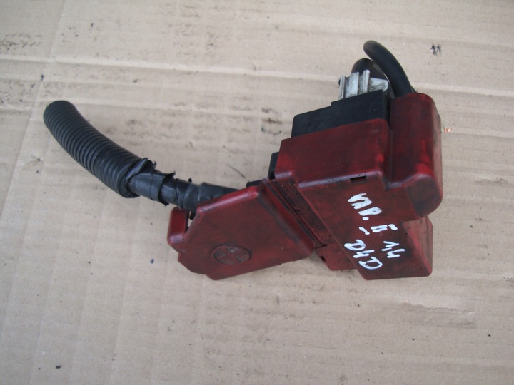 фото №1, Toyota yaris ii 06-12 1.4 d4d клемма плюсовая