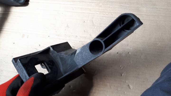 фото №7, S6 c7 4g тримач кріплення радіатор 4.0 tfsi s7 4g