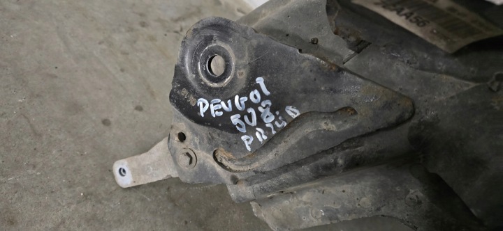 фото №5, Подрамник передние peugeot 508 7caa56