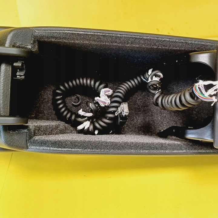 фото №7, Подлокотник кожаный audi a6 s6 c5 4b 4b0864207m / 4b0864245p nr1