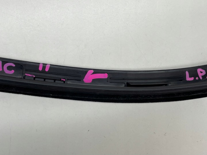 фото №6, Планка двері citroen c4 picasso ii лівий перед