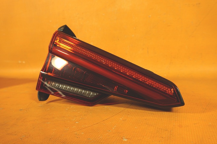 фото №11, Audi a4 8w b9 66km лампы зад комплект matrix 8w5945091c / 8w5945093c