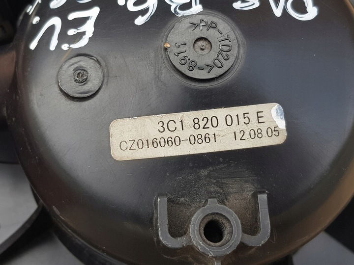 фото №11, Повітродувка повітропровід + резистор / vw passat b6 b7 touran i altea / перевірена