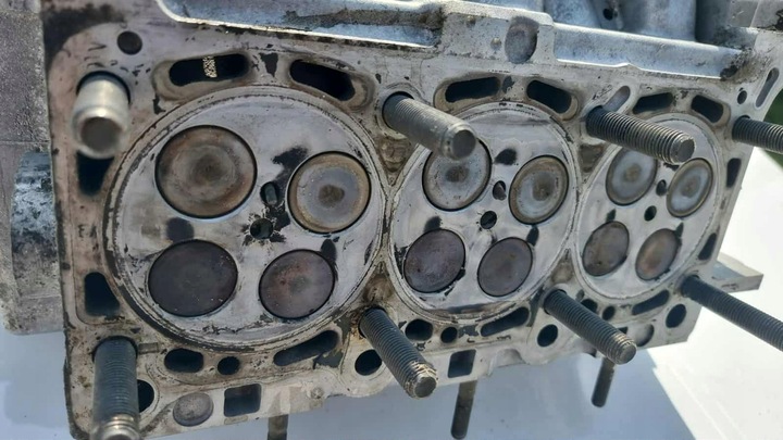 фото №9, Головка права вали audi vw 3,0 tdi v6 bmk asb 0594af