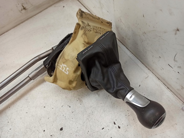 фото №14, Audi a4 a5 1.8 tfsi домкрат коробки передач ручка 8k0711151b 8k0711406