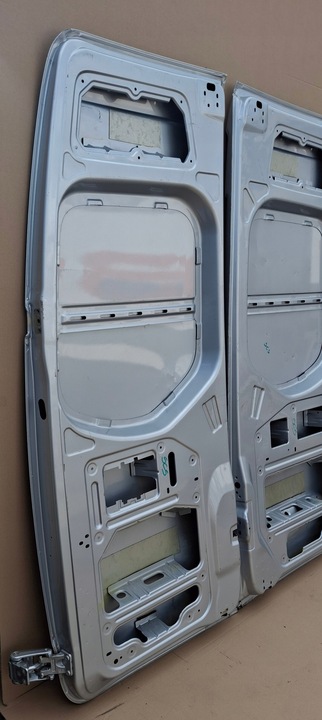 фото №12, Mercedes sprinter w907 w910 двері зад ліві праві задні 198cm a9077421800