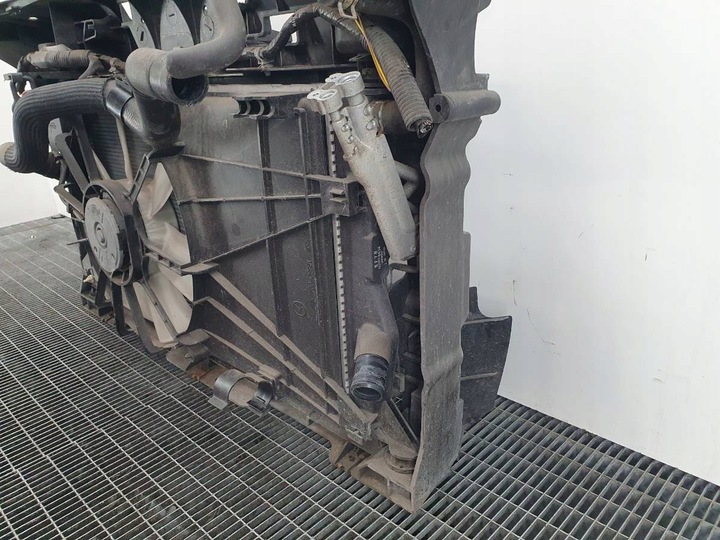 фото №9, Pas переднє радіатор mazda 5 2.0 cd дизель cr19 143