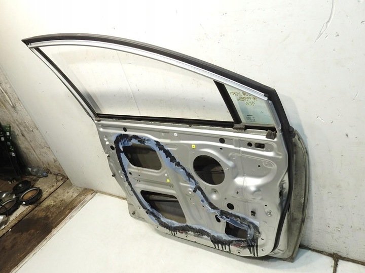 фото №8, Дверь левый перед toyota corolla verso ii 1c0