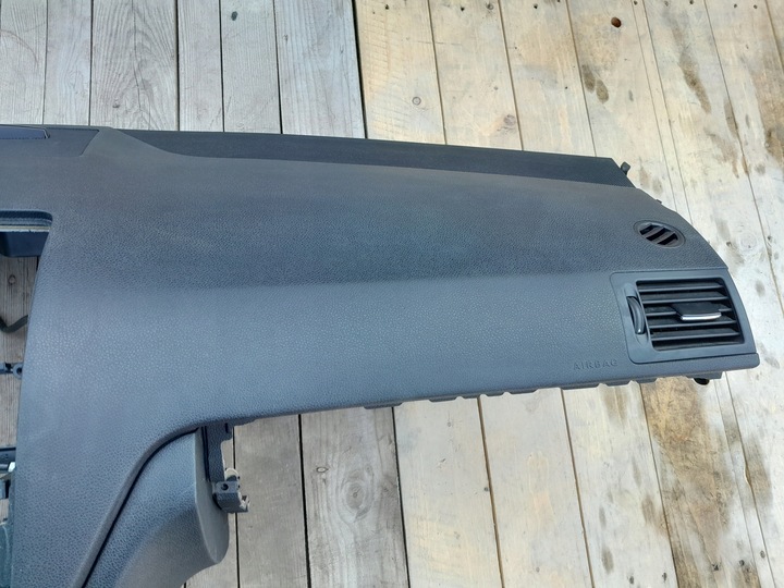 фото №5, Mercedes w204 c-klasa панель консоль подушка