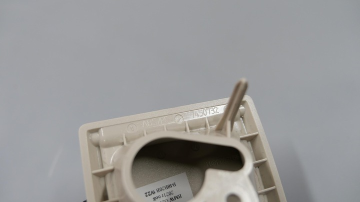 фото №7, Bmw g21 заглушка захист фаркоп багажника elfenbeinweiss 7450732