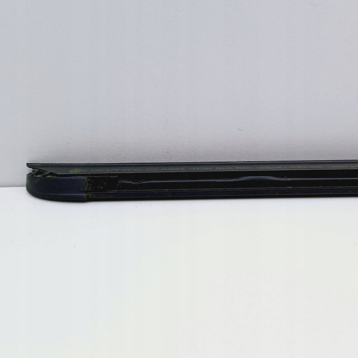 фото №9, Молдинг накладка стёкла боковой lt mercedes benz b w245 a1696730383 nr174