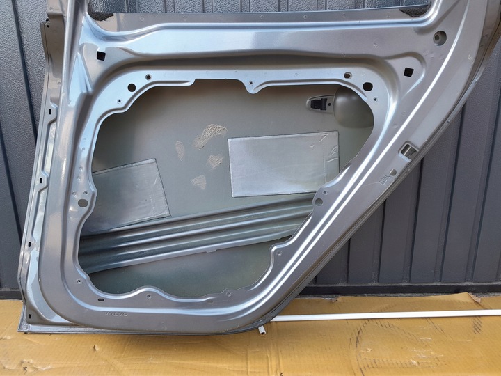 фото №8, Volvo v40 xc40 2012 двері праві зад задні оригінальний номер