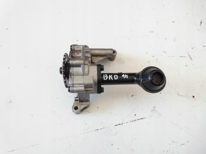 фото №1, Насос масла 03g115105 golf v octavia ii a3 2.0tdi