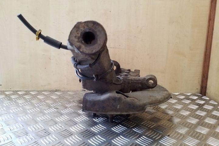 фото №6, Поворотна опора передня права land rover range rover sport l320 rub500120 3.6l