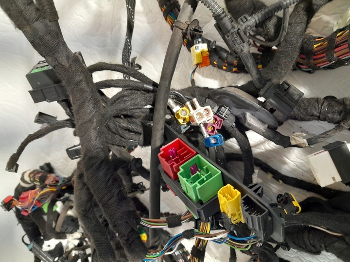 фото №5, Audi s3 8v sedan жгут установка интерьера 2.0tfsi