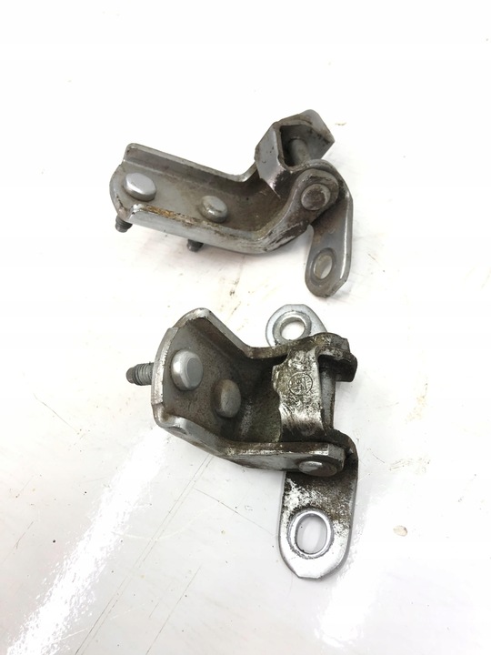 фото №3, Петлі двері лівий зад 1d4 kpl. toyota rav4 ii