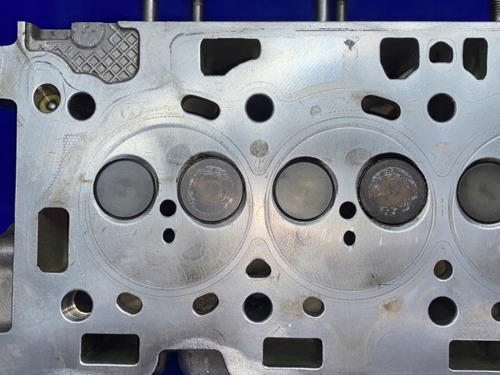 фото №11, Головка двигуна 9684487210 focus mk3 peugeot 1.5 tdci xwda a2vq-6080-aa