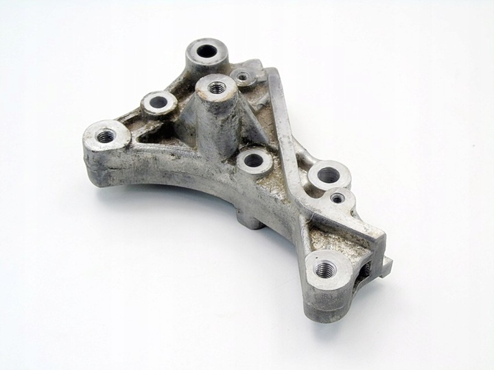 фото №1, Лапи кронштейн двигуна 3.0 v6 407 c5 2 3 c6 607 xfv espace laguna 9619897080