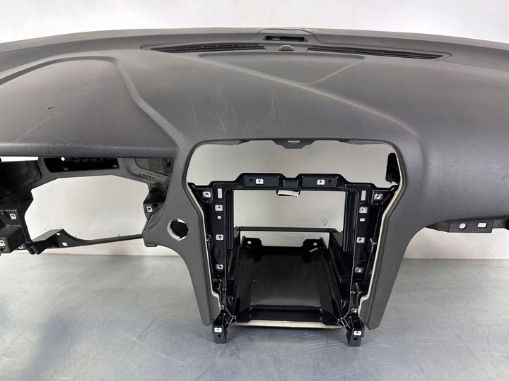 фото №13, Ford mondeo mk v 2016 панелі розподільчі, консоль