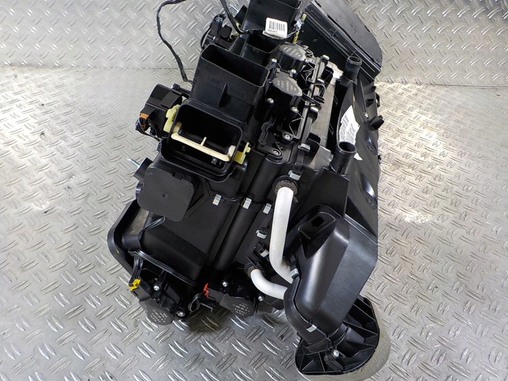 фото №9, Mercedes cls w219 04-10 отопитель 3.5 cgi