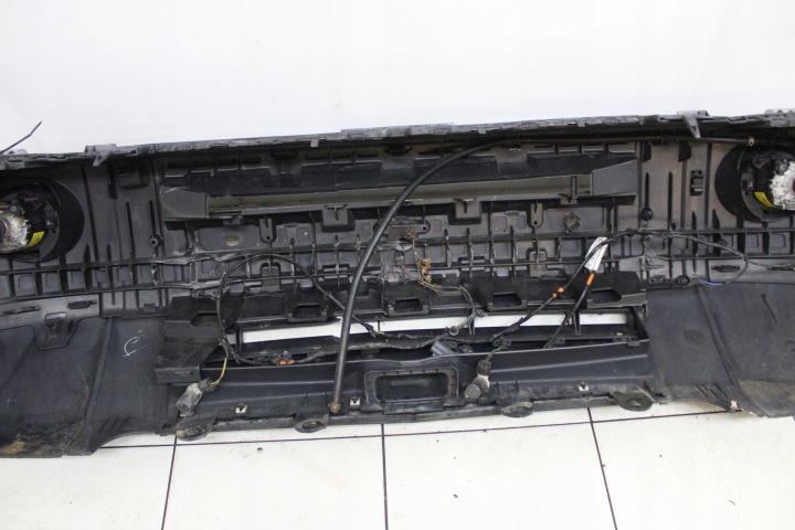 фото №10, Land rover discovery iii 3 2004r- бампер перед передний pdc