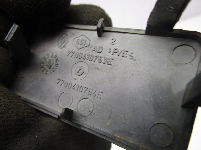 фото №6, Thalia i 99-02 заглушка бампера зад фаркоп