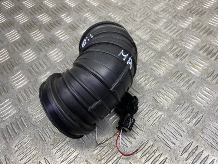 фото №9, Труба повітропровід повітря датчик тиску mercedes c w205 oem номер a0061539728