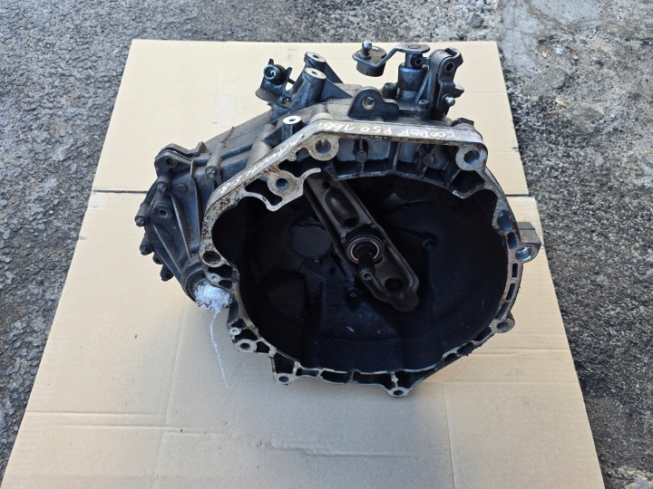 фото №8, Коробка передач 5 коробка передач bfa mini cooper one r50 1.6 16v 0130877bfa 01-06