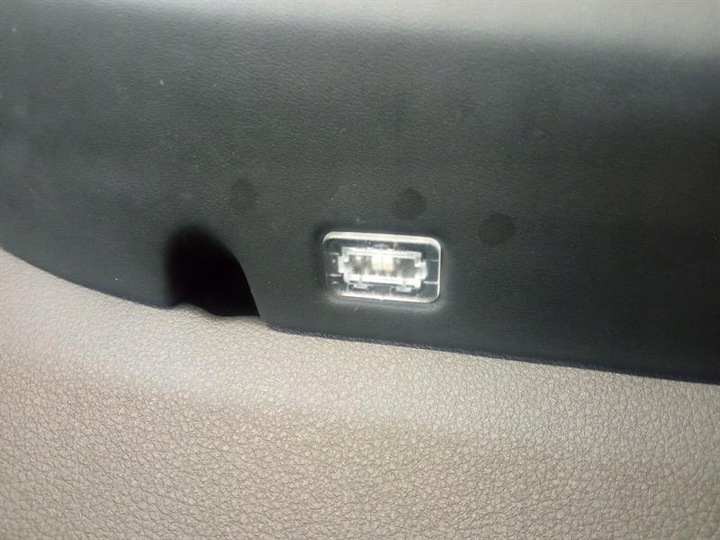 фото №8, Боковина двері праві перед audi a8 s8 d4 b&o eu