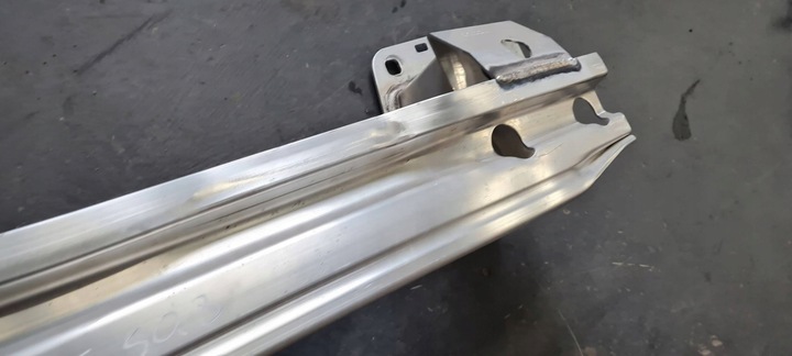 фото №7, Sq8 4m rsq8 q8 балка бампера зад задня гвинти 24r 4m0807309 sq7 4m q7