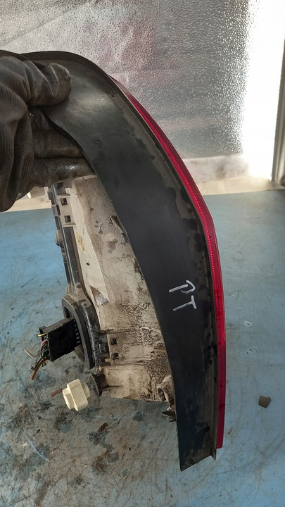 фото №2, Лампа зад правая opel zafira 2.0 dth 01r