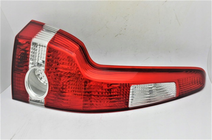 фото №3, Volvo v50 04-07 лампа задня ліва нова оригінал