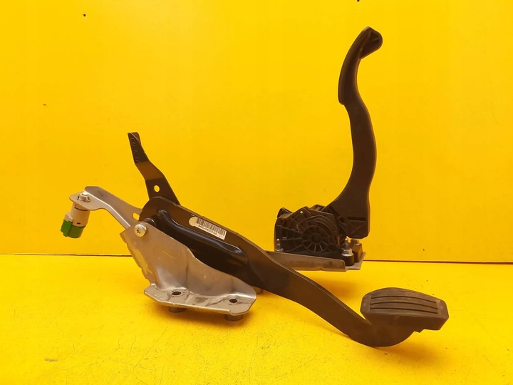фото №1, Citroen c4 picasso ii педаль гальма i газу 9674829780 13r.-