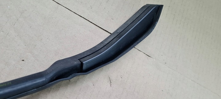 фото №13, Sq8 4m rsq8 q8 прокладка резиновая дверь правая правые зад 24r 4m8839718c