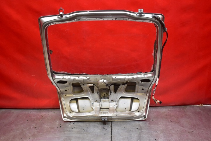 фото №11, Крышка багажника зад задняя серебряная skoda octavia 2 ii 5d hb 04-08