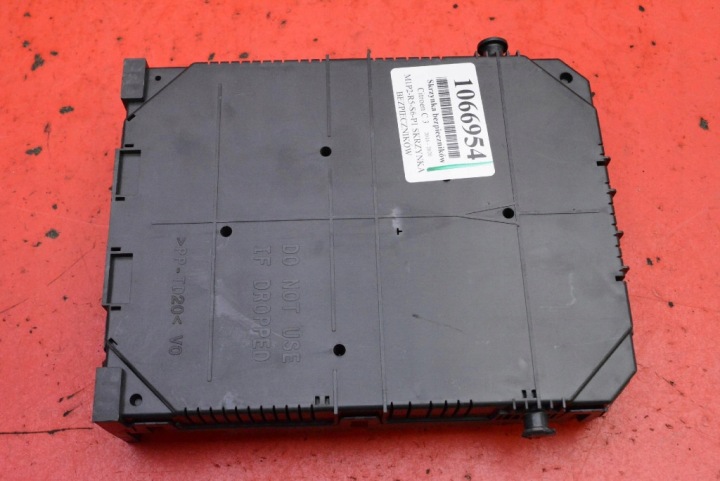 фото №6, Коробка предохранителей bsi 9819851180 citroen c3 3 iii 1.2 puretech 82 km