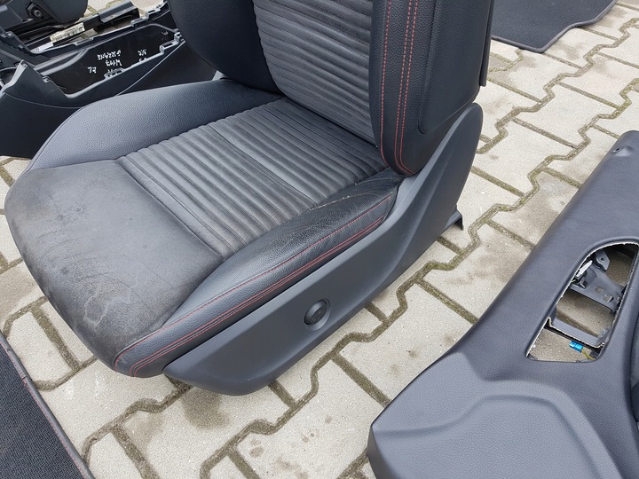 фото №13, Mercedes cla w117 13r- sedan сидіння шкіряні алькантара диван європа