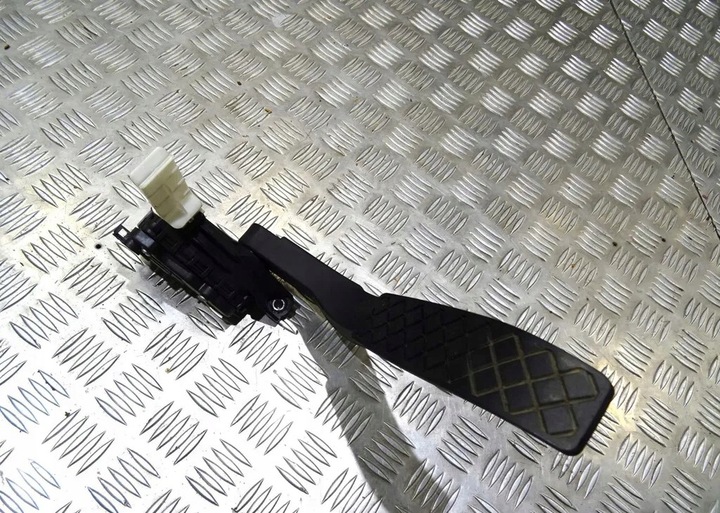 фото №1, Vw touareg ii 7p педаль газа 7l0723507d
