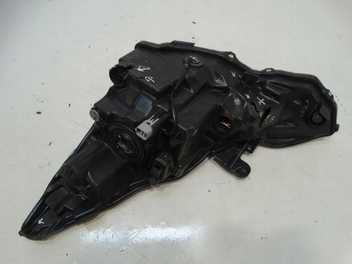 фото №11, Лампа праві перед toyota aygo рестайлінг 18-22r. 81110-0h010