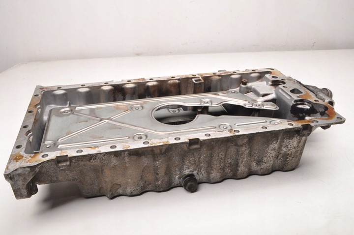 фото №3, Volvo v70 i 2.0 turbo 226km піддон масляна 1271604 термостат масла