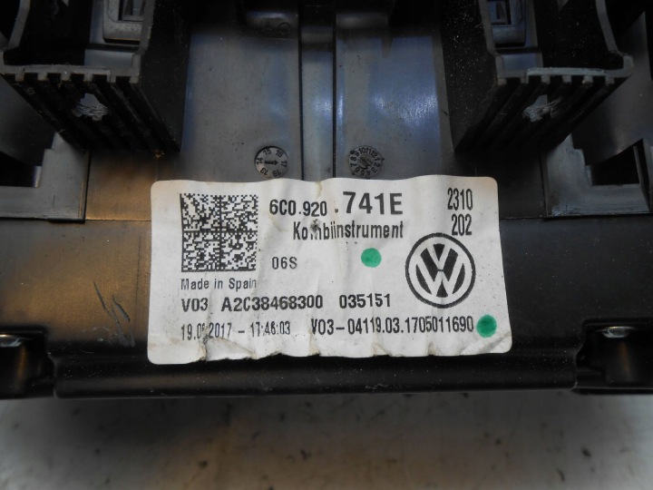 фото №11, Volkswagen polo v 6r панель приладів 6c0920741e