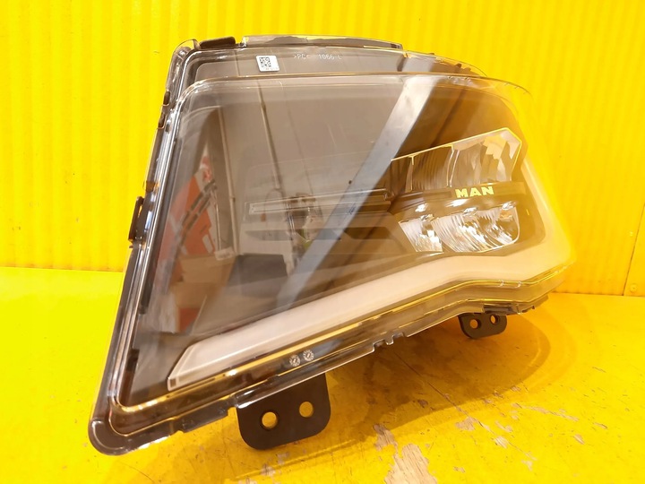 фото №3, Man tg3 tgx лампа перед ліва led 10665130004