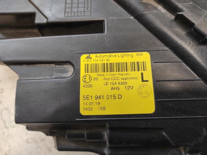 фото №10, Skoda octavia 3 iii рестайлінг 16- лампа ліва перед повний led 5e1941015d