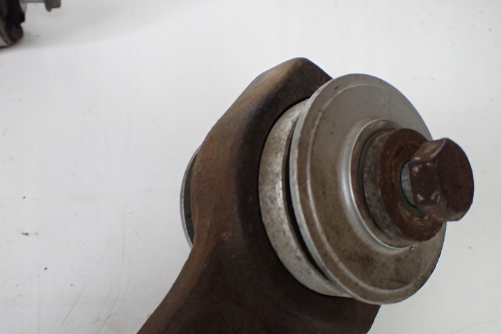 фото №5, Поворотный кулак ступица рычаг левый перед mercedes w220