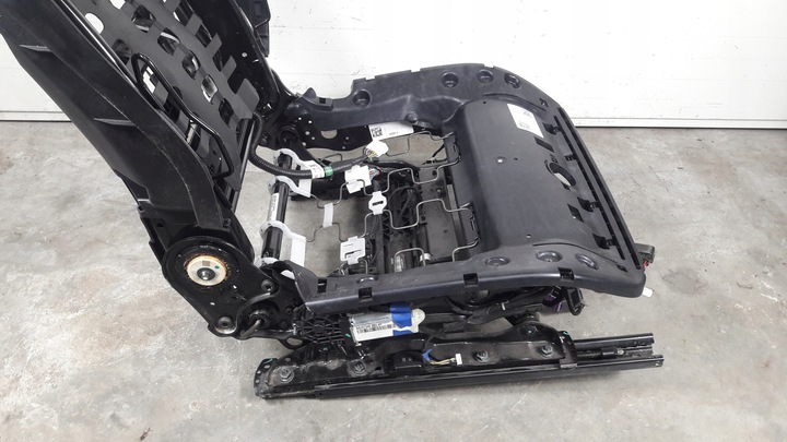 фото №8, Tesla x сиденье каркас сиденья правый перед