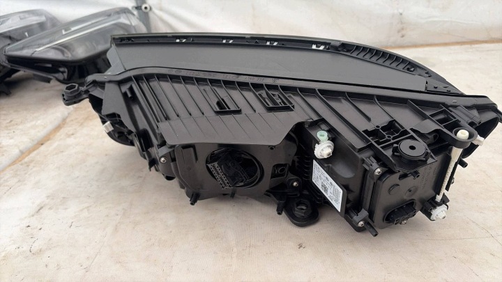 фото №12, Фара перед сторона права volkswagen touareg iii 761941114a