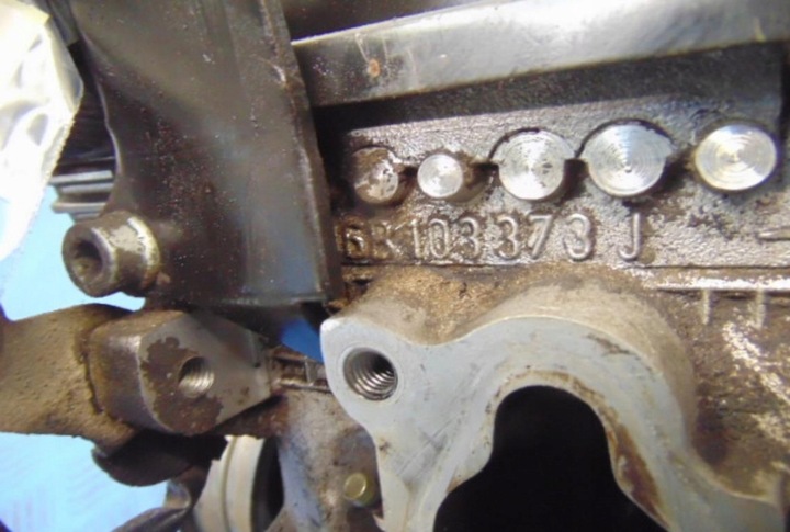 фото №8, Skoda octavia i 1.6 8v головка двигателя 06b103373j