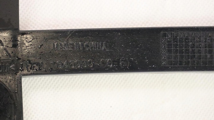 фото №3, Tesla модель x крепление фара rh 1046959-00-f